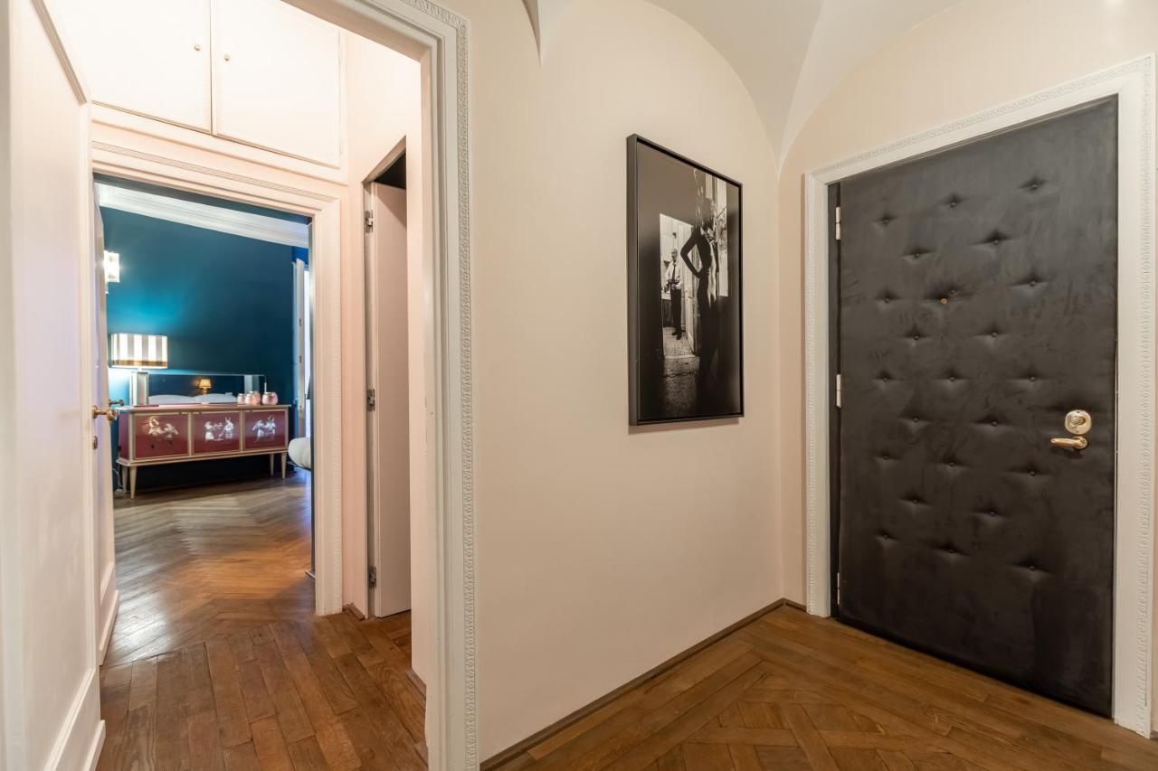 Chic And Style In Historical Via Giulia Apartment Rome Exterior photo
